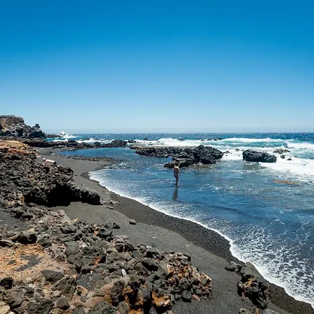 Апартаменты El Cedro Quiet Next To The Ocean La Jaca
