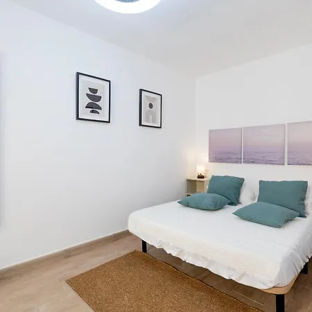 Апартаменты El Cedro Quiet Next To The Ocean *